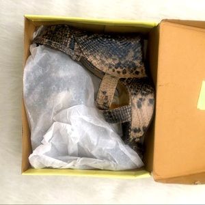 NWOT Cathyjean Snake Skin Pattern Sexy Wedge Heels